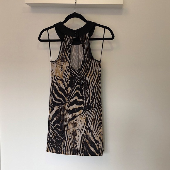 GUESS Tie neck Animal-print top - Picture 4 of 8